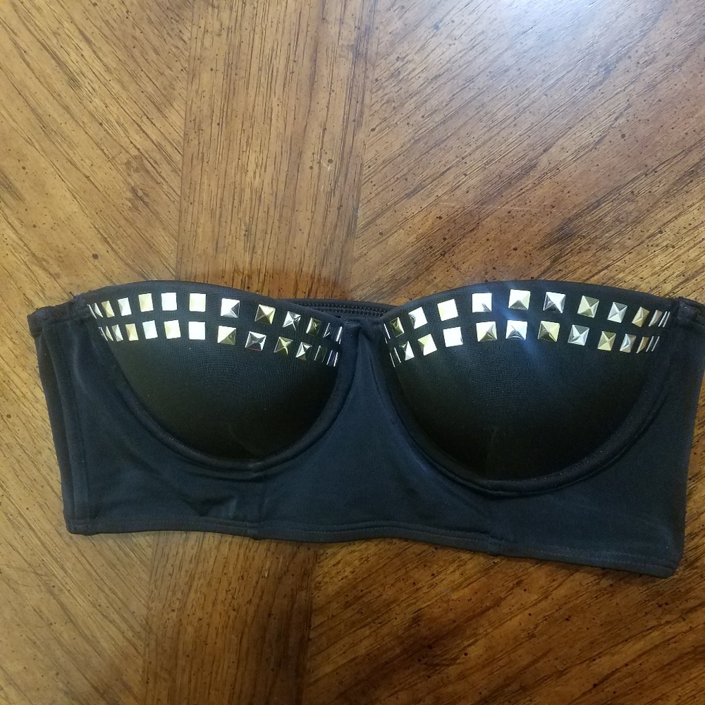 Sexy VS PINK caged studded bikini top
